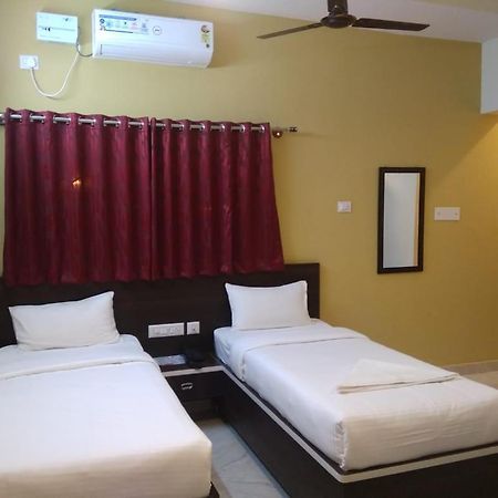 Mk Grande Hotel Bangalore Exterior photo