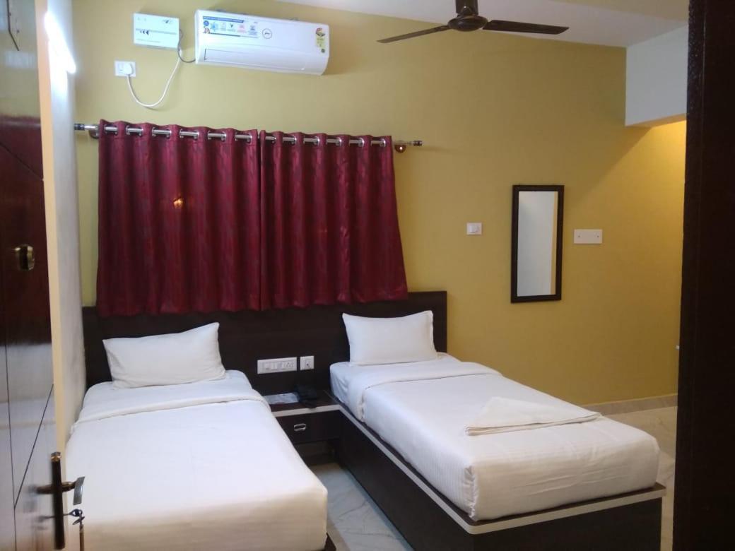 Mk Grande Hotel Bangalore Exterior photo